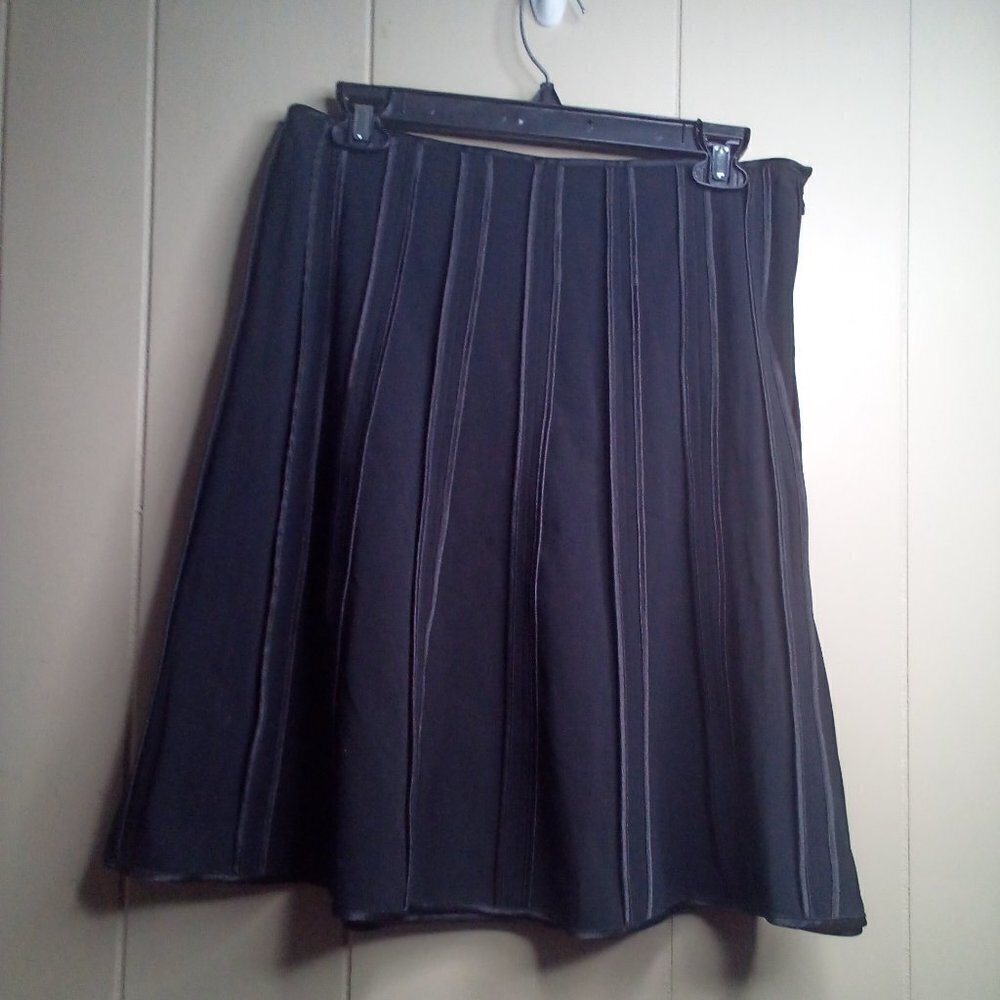 Uniform John Paul Richard Skirt 6 Textured Black